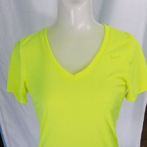 Womens Nike dri-fit t-shirt